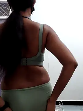 Miya sistar online show from January 7, 11:15 am