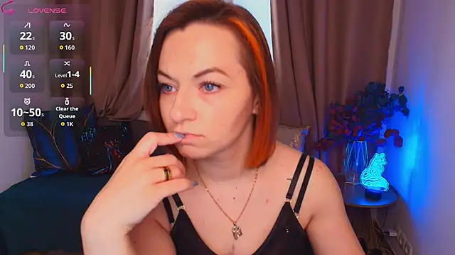 Snapshot of Serena_Foxxx chatting on May 20, 1:57 am Serena Foxxx online show from May 20, 1:57 am