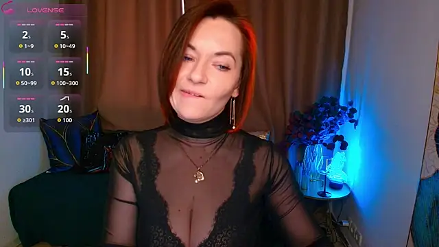 Snapshot of Serena_Foxxx chatting on April 28, 2:27 am Serena Foxxx online show from April 28, 2:27 am