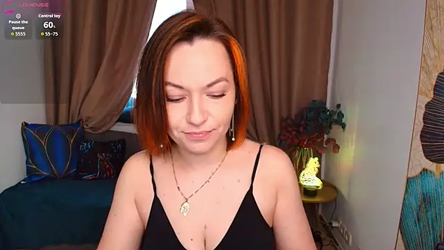 Snapshot of Serena_Foxxx chatting on June 1, 2:12 am Serena Foxxx online show from June 1, 2:12 am