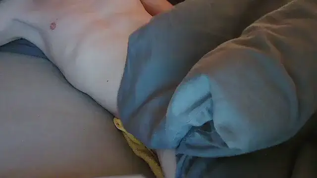 cumer222 online show from October 22, 4:12 am