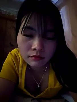 Snapshot of Mylove-here chatting on November 13, 6:39 am Mylove-here online show from November 13, 6:39 am