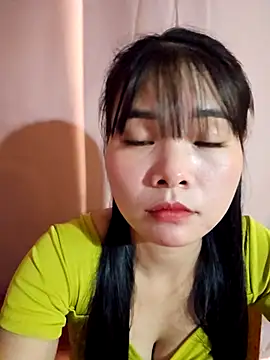 Snapshot of Mylove-here chatting on October 29, 4:55 am Mylove-here online show from October 29, 4:55 am