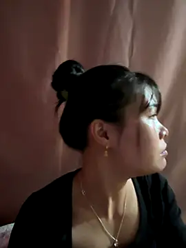 Snapshot of Mylove-here chatting on December 18, 2:38 am Mylove-here online show from December 18, 2:38 am