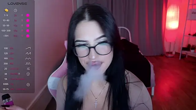 Snapshot of ShayLisse chatting on November 28, 3:50 am ShayLisse online show from November 28, 3:50 am