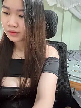 Beyeuuu online show from November 8, 2:48 am