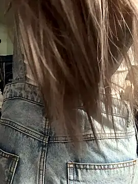 Beyeuuu online show from April 4, 11:06 am