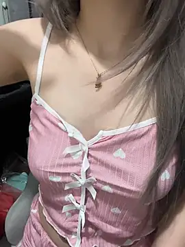 Beyeuuu online show from March 2, 2:23 am