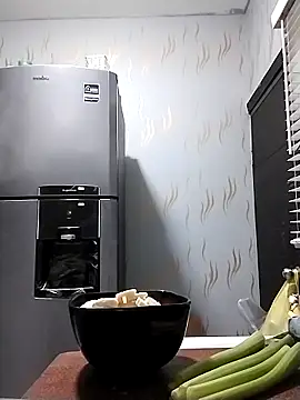 Lollysmile26 online show from October 19, 2:25 am