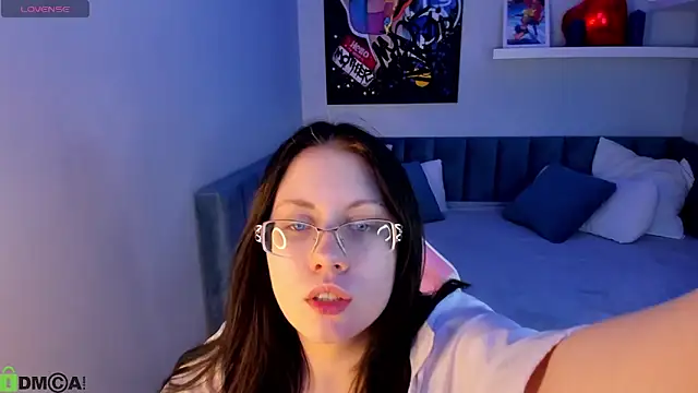 BellaWink online show from March 12, 8:51 am