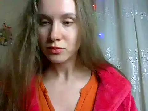 Lynirina online show from February 8, 7:33 pm