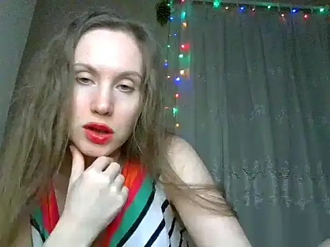 Snapshot of Lynirina chatting on May 25, 11:03 pm Lynirina online show from May 25, 11:03 pm