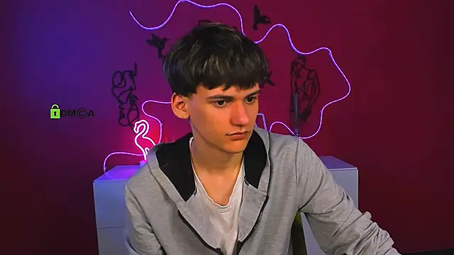 rico steel online show from April 7, 6:43 pm