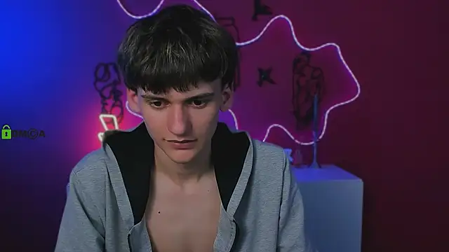 rico steel online show from April 18, 7:18 pm