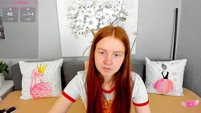 Evarey  online show from November 19, 5:29 am