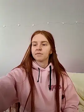 Evarey  online show from February 10, 6:23 am