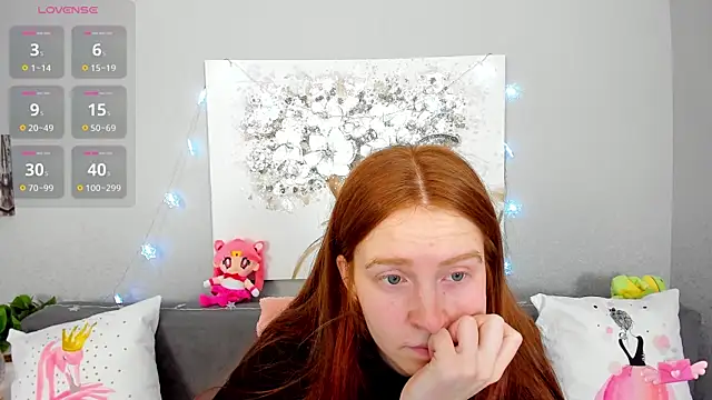 Evarey  online show from December 20, 6:16 am