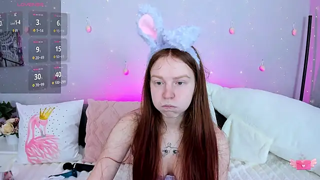 Evarey  online show from April 4, 4:41 am
