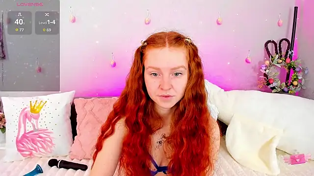 Evarey  online show from April 6, 4:41 am