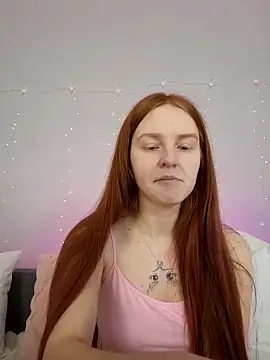 Evarey  online show from February 23, 5:09 am