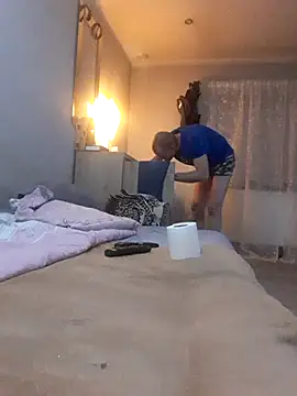 Remello1 online show from February 13, 9:59 pm