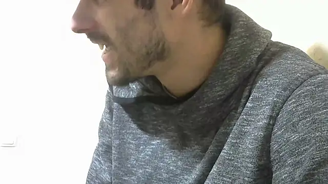 Snapshot of MakabulaAndrey chatting on October 30, 1:53 pm MakabulaAndrey online show from October 30, 1:53 pm