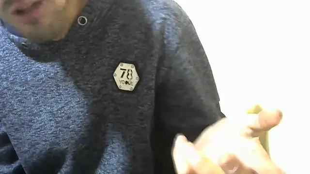 Snapshot of MakabulaAndrey chatting on October 23, 7:01 pm MakabulaAndrey online show from October 23, 7:01 pm