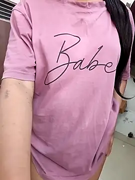 Snapshot of anshika0124 chatting on November 29, 5:07 am anshika0124 online show from November 29, 5:07 am