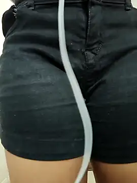 Snapshot of anshika0124 chatting on October 10, 4:46 am anshika0124 online show from October 10, 4:46 am