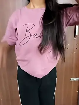 anshika0124 online show from March 14, 5:57 am