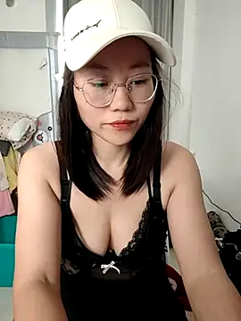 nini10052025 online show from December 23, 2:55 am