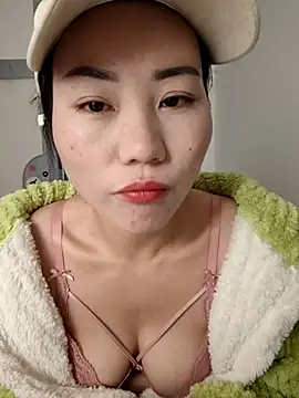 nini10052025 online show from January 12, 1:56 am