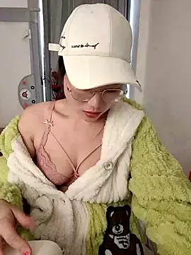 nini10052025 online show from January 13, 2:15 am