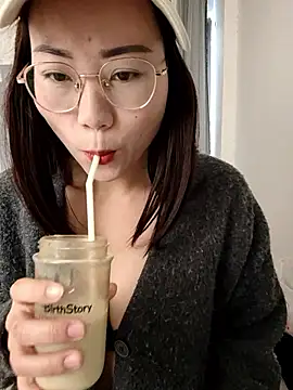 nini10052025 online show from January 8, 1:44 am