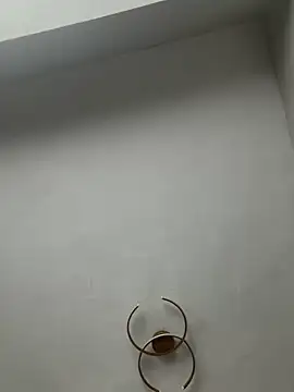 Snapshot of Teengirlmiaa chatting on December 17, 12:10 pm Teengirlmiaa online show from December 17, 12:10 pm