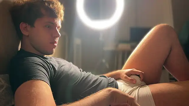 mynameischris online show from October 9, 7:25 pm