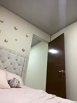 emi star online show from February 11, 2:33 am