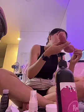 emi star online show from December 19, 11:51 pm