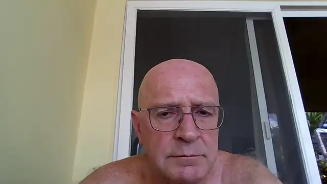 Snapshot of rudy-kralik chatting on December 22, 3:56 pm rudy-kralik online show from December 22, 3:56 pm