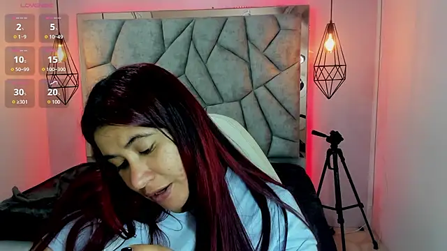 Addyy 02 online show from May 23, 6:40 pm