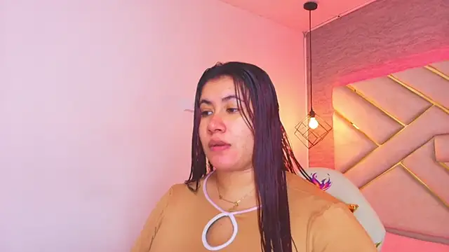 Addyy 02 online show from October 31, 11:40 am