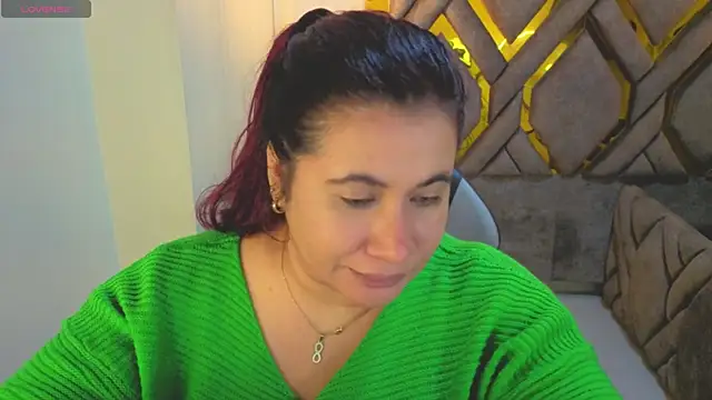 Snapshot of Addyy_02 chatting on January 8, 1:00 am Addyy 02 online show from January 8, 1:00 am