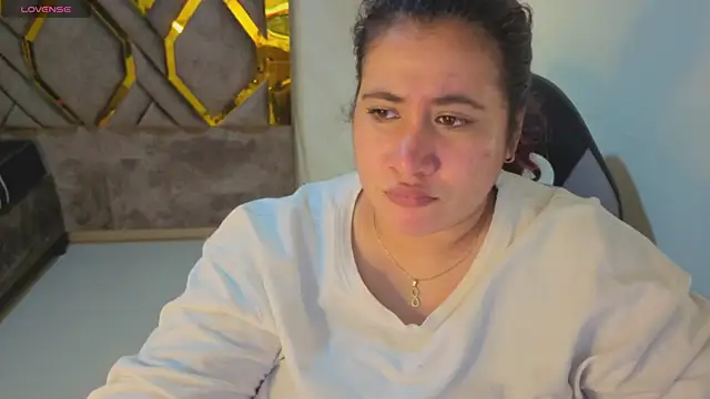 Addyy 02 online show from November 14, 9:07 pm