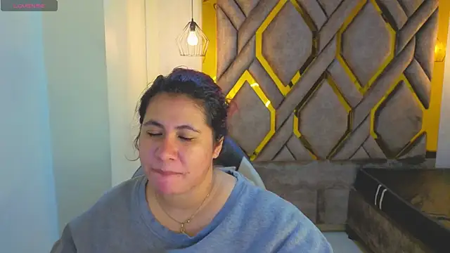 Addyy 02 online show from November 23, 2:54 am