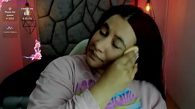 Addyy 02 online show from April 23, 7:26 pm
