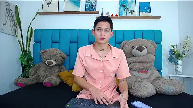 Brian hot online show from February 19, 11:29 am