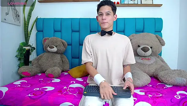 Brian hot online show from March 15, 4:58 pm