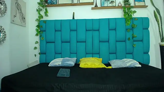 Brian hot online show from November 1, 7:52 pm