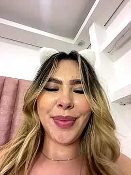 Snapshot of Katya_blonde chatting on December 16, 6:50 am Katya blonde online show from December 16, 6:50 am