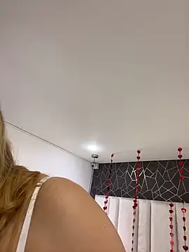 Katya blonde online show from February 16, 8:40 pm